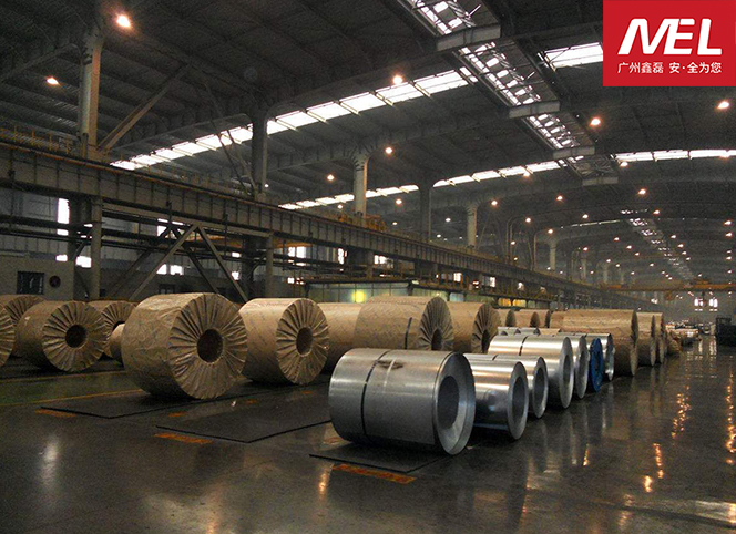 安全刀具，傳統(tǒng)金屬刀和陶瓷刀該如何抉擇！